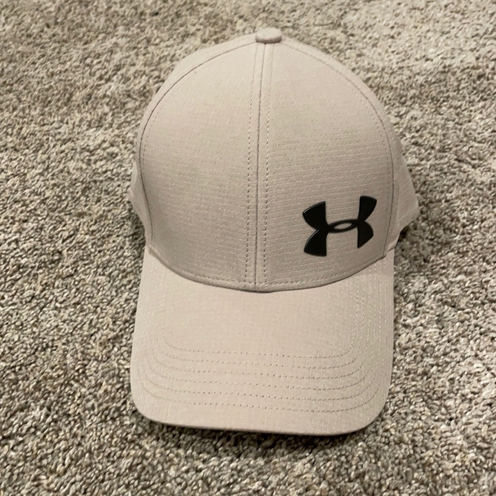 Under Armour hat